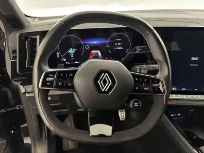 Photo 42 Renault Austral  E-Tech hybrid 200