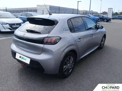 Photo 25 Peugeot 208  PureTech 75 S&S BVM5