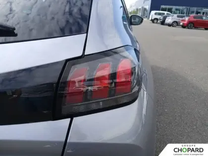 Photo 22 Peugeot 208  PureTech 75 S&S BVM5