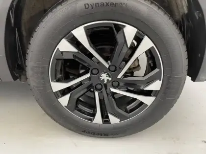 Photo 15 Peugeot 2008  PureTech 100 S&S BVM6
