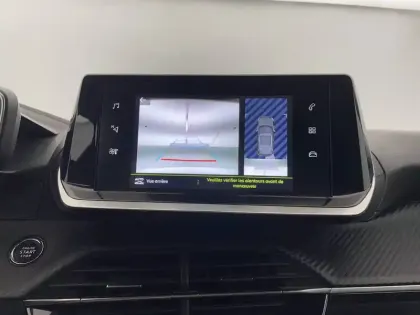 Photo 27 Peugeot 2008  PureTech 100 S&S BVM6