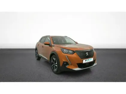 Photo 11 Peugeot 2008  PureTech 100 S&S BVM6