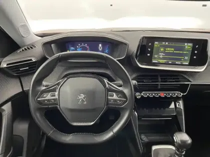 Photo 21 Peugeot 2008  PureTech 100 S&S BVM6