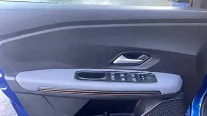 Photo 20 Dacia Sandero  ECO-G 100 GSR2