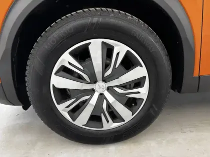 Photo 18 Peugeot 2008  BlueHDi 110 S&S BVM6