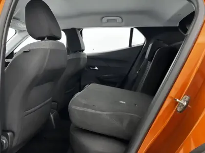 Photo 25 Peugeot 2008  BlueHDi 110 S&S BVM6