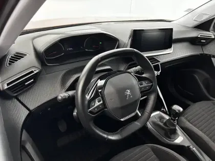 Photo 9 Peugeot 2008  BlueHDi 110 S&S BVM6