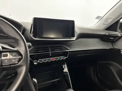 Photo 11 Peugeot 2008  BlueHDi 110 S&S BVM6