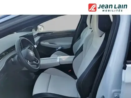 Photo 17 Volkswagen Id.7  Tourer 286 ch Pro