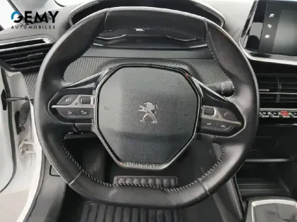 Photo 15 Peugeot 208  BlueHDi 100 S&S BVM6