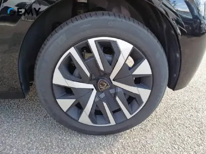 Photo 10 Peugeot 208  PureTech 75 S&S BVM5