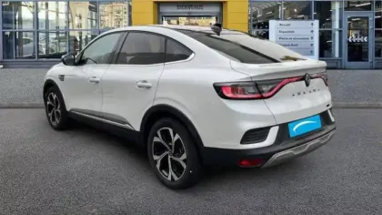 Photo 7 Renault Arkana  E-Tech full hybrid 145 GSR2