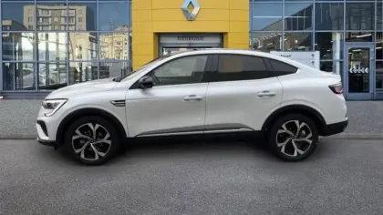 Photo 6 Renault Arkana  E-Tech full hybrid 145 GSR2