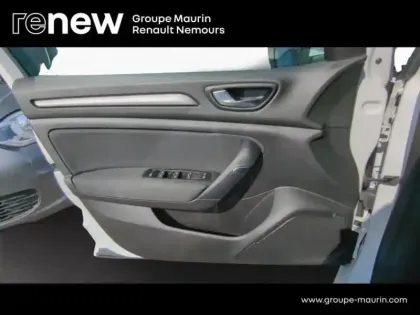 Photo 14 Renault Megane  1.5 Blue dCi 115ch Evolution EDC