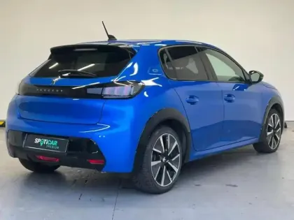 Photo 17 Peugeot 208  e- 136ch GT