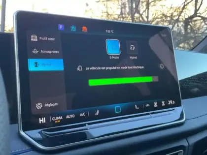 Photo 27 Volkswagen Tiguan  1.5 eHybrid 204ch R-Line Edition DSG6