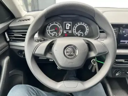 Photo 11 Skoda Kamiq  1.0 TSI 95ch Active