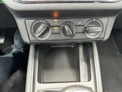 Photo 14 Skoda Kamiq  1.0 TSI 95ch Active