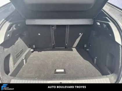Photo 20 Peugeot 3008  1.2 Hybrid 136ch Allure e-DCS6