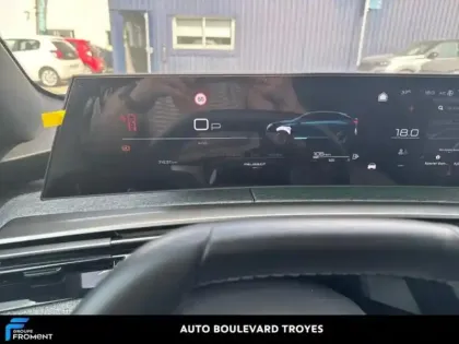 Photo 24 Peugeot 3008  1.2 Hybrid 136ch Allure e-DCS6