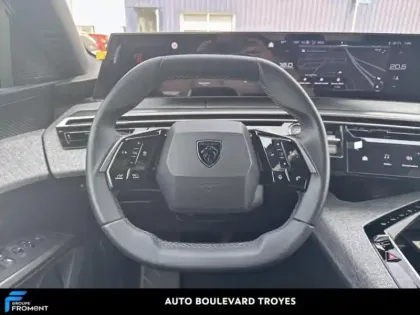 Photo 23 Peugeot 3008  1.2 Hybrid 136ch Allure e-DCS6