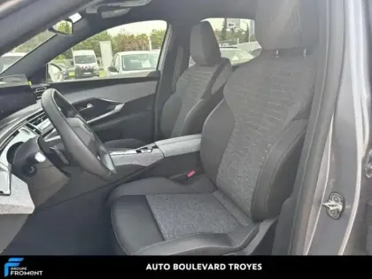 Photo 25 Peugeot 3008  1.2 Hybrid 136ch Allure e-DCS6
