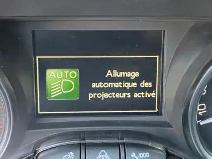 Photo 13 Peugeot 2008  1.2 PureTech 110ch Allure S&S