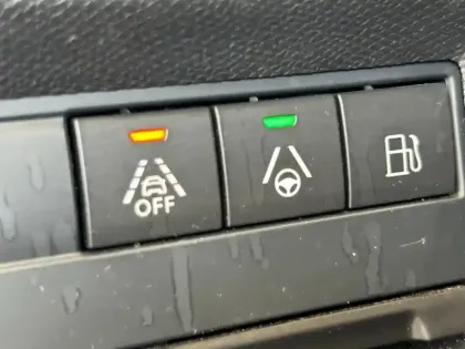 Photo 13 Citroën C5 aircross  Hybrid 225ch Shine e-EAT8