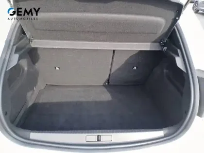 Photo 36 Peugeot 208  PureTech 100 S&S BVM6