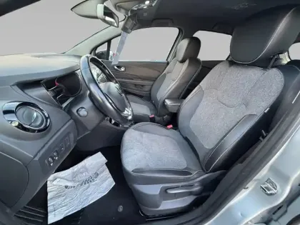 Photo 9 Renault Captur  dCi 90 EDC