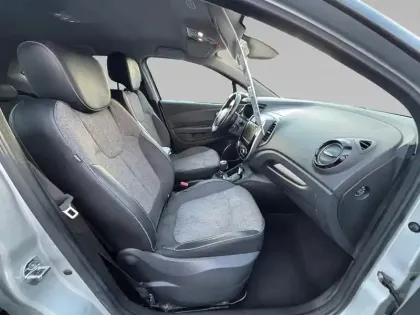 Photo 10 Renault Captur  dCi 90 EDC