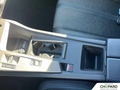 Photo 25 Peugeot 308  PHEV 180 e-EAT8