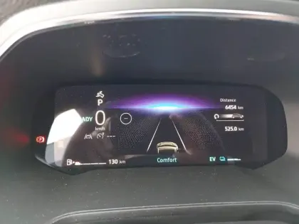 Photo 24 Renault Captur  E-Tech full hybrid 145 ch