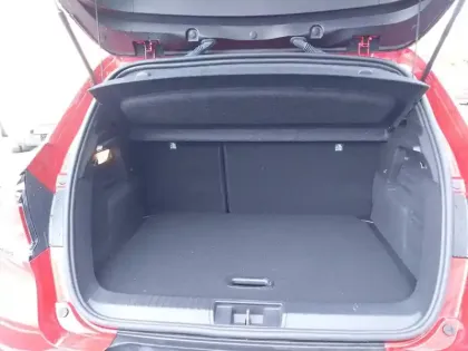 Photo 17 Renault Captur  E-Tech full hybrid 145 ch