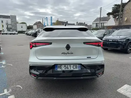 Photo 21 Renault Rafale  hyper hybrid E-Tech 4x4 300