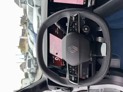 Photo 34 Renault Rafale  hyper hybrid E-Tech 4x4 300