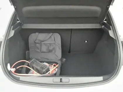 Photo 5 Peugeot 208  Electrique 50 kWh 136ch