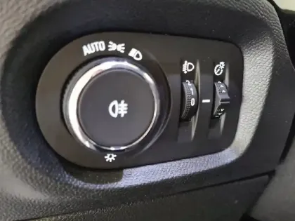 Photo 48 Opel Corsa  1.2 Turbo 100 ch BVM6