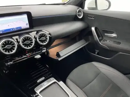Photo 92 Mercedes Classe A  200 d 8G-DCT