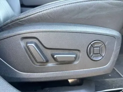 Photo 43 Audi A3  Berline 30 TFSI 110