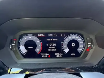 Photo 38 Audi A3  Berline 30 TFSI 110