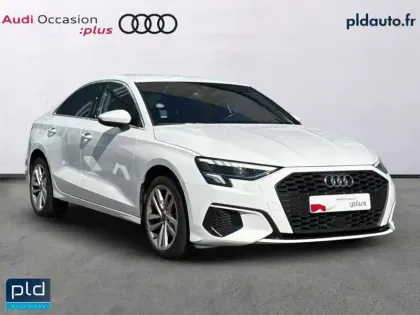 Photo 27 Audi A3  Berline 30 TFSI 110