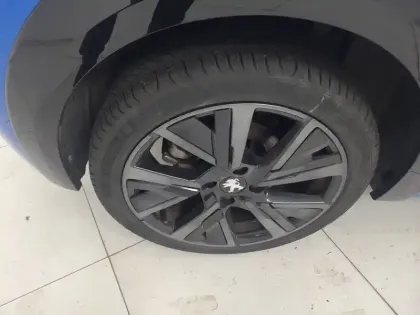 Photo 5 Peugeot 208  PureTech 130 S&S EAT8