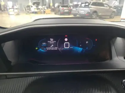 Photo 7 Peugeot 208  PureTech 130 S&S EAT8