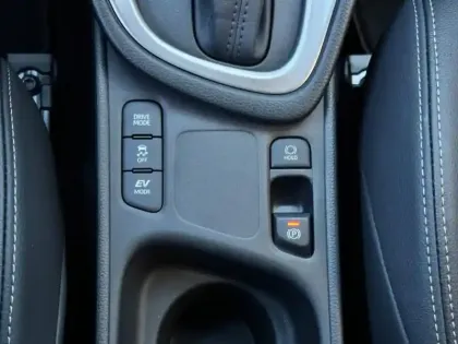 Photo 7 Mazda Mazda2 Mazda 2 Hybrid 1.5 Hybrid 116ch Homura 2024