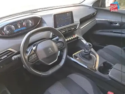 Photo 14 Peugeot 3008 Gén. II Ph1 Active Business 5