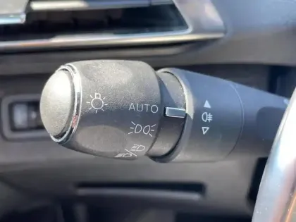 Photo 10 Peugeot 3008  HYBRID 225ch Allure Pack e-EAT8