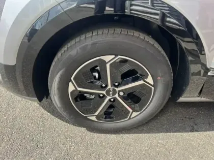 Photo 13 Kia Niro  1.6 GDi 129ch HEV Active DCT6