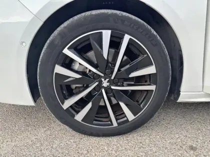 Photo 10 Peugeot 508  HYBRID 225ch GT e-EAT8 10cv