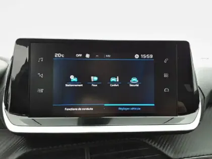Photo 56 Peugeot 2008  PureTech 100 S&S BVM6